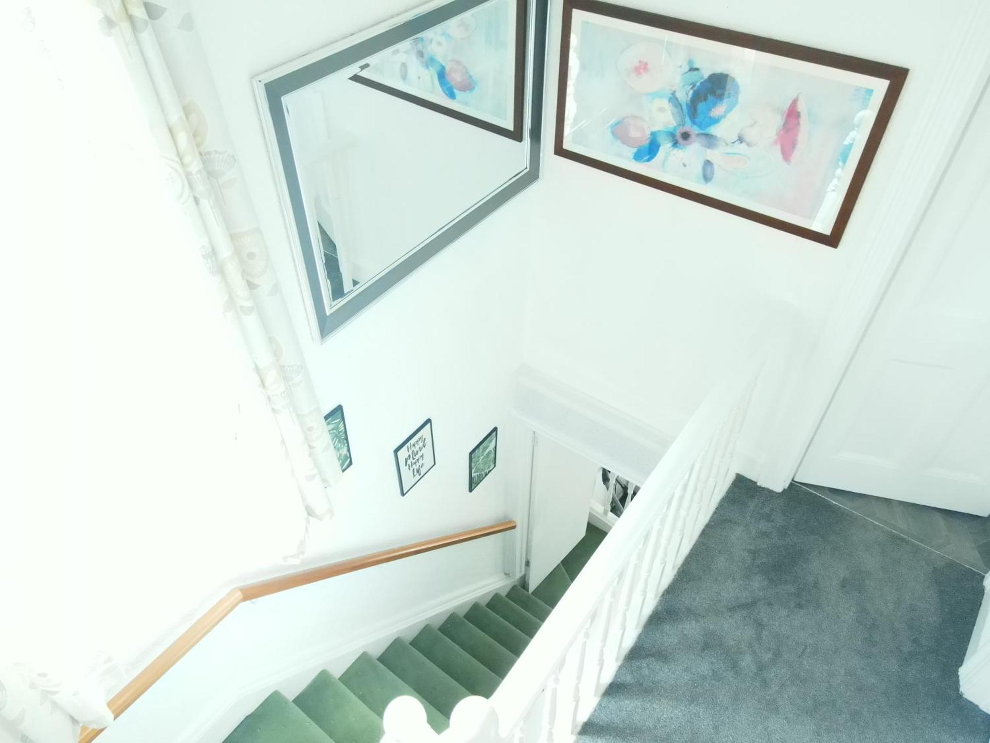 Service Accommodation 2 Bed Room Apartment In Newport South Wales Near Celtic Manor Icc Wales Exterior photo